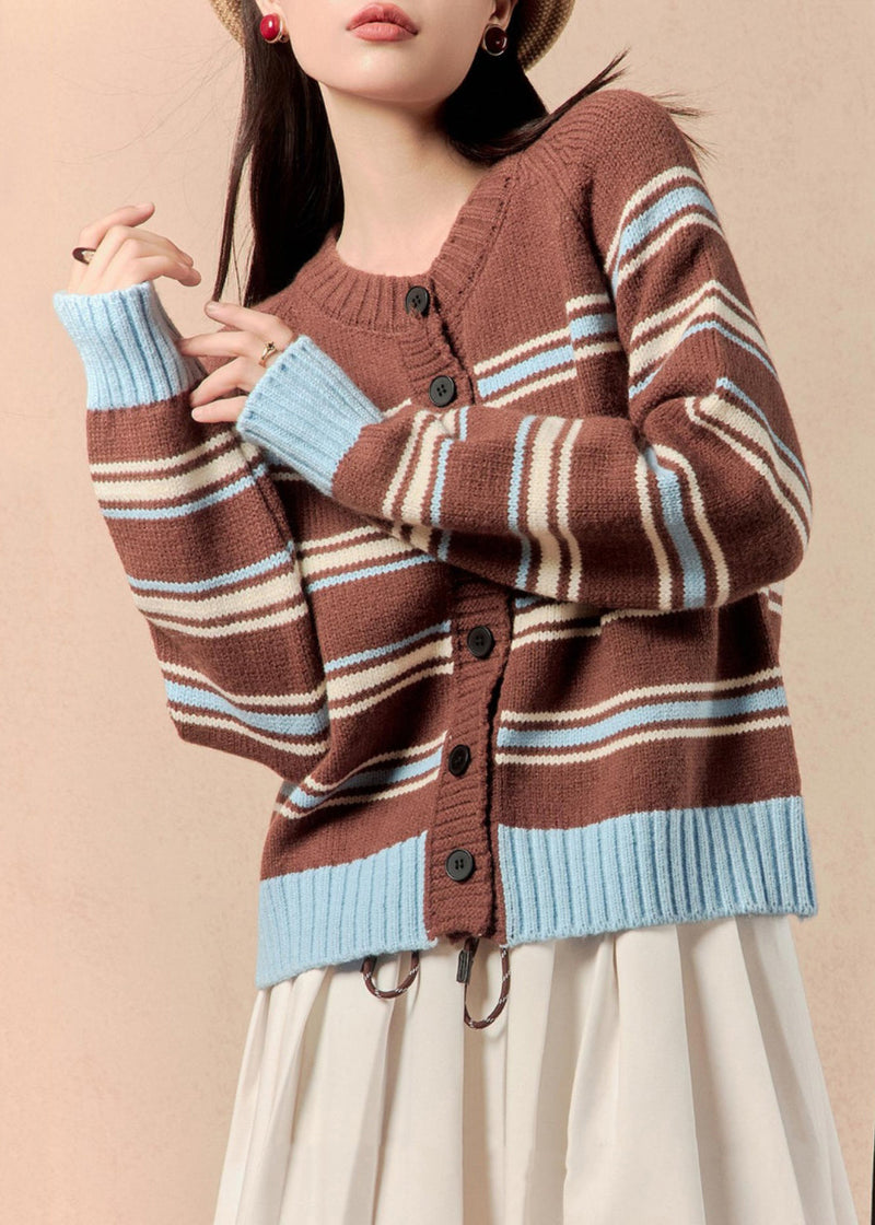 Elegantly Styled Coat for Everyday Wear