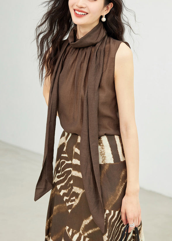 Well Tailored Top with a Graceful Silhouette