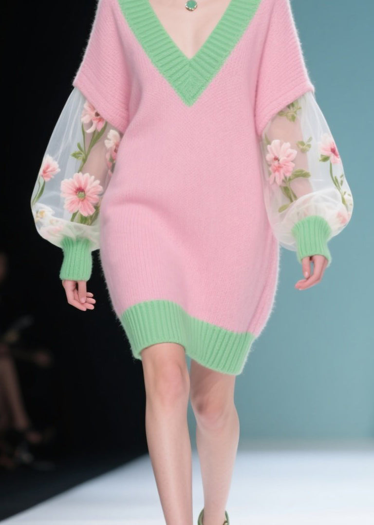 Classic Vintage Sweater with a Flattering Fit