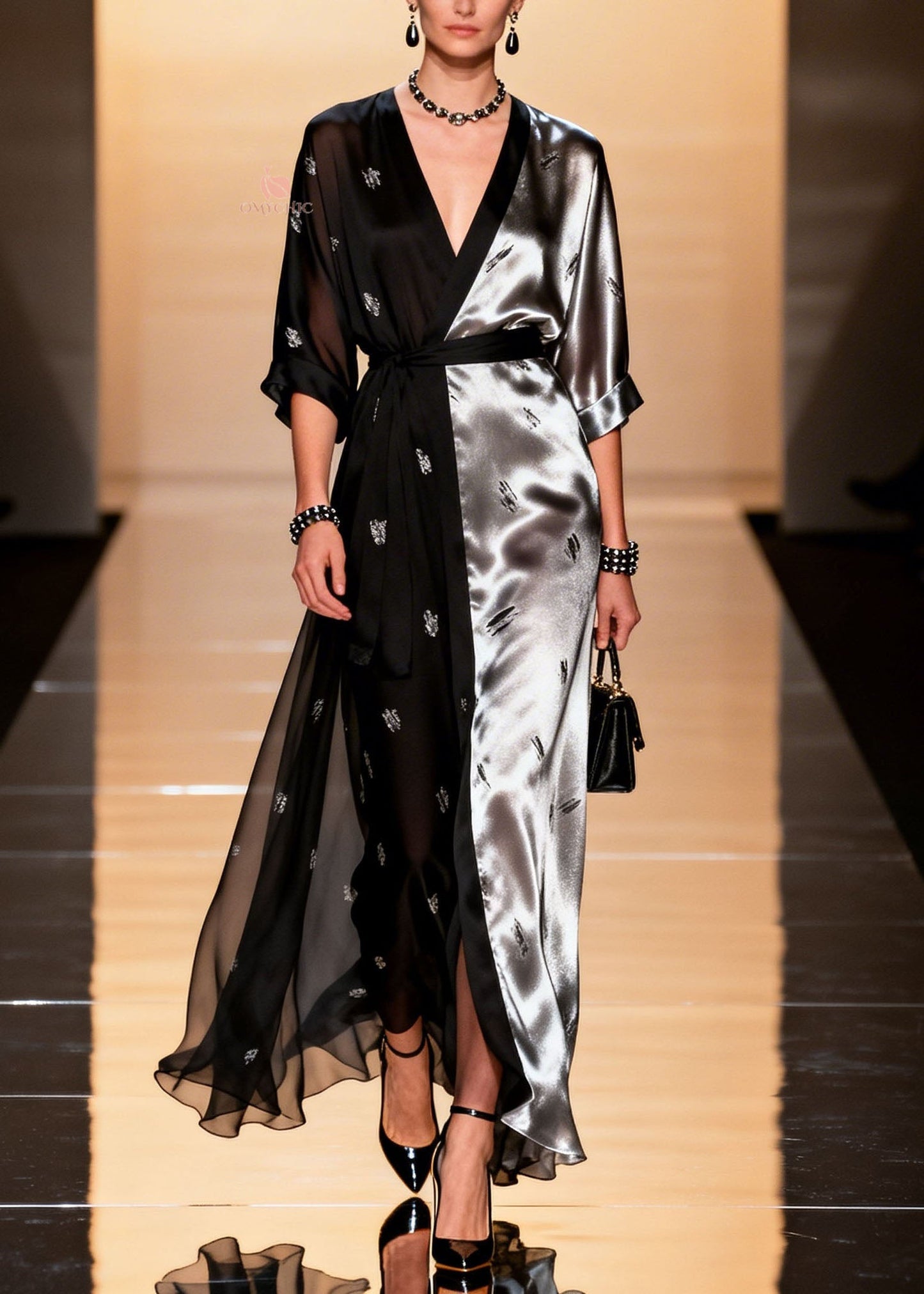 Effortlessly Elegant Dress with a Timeless Design