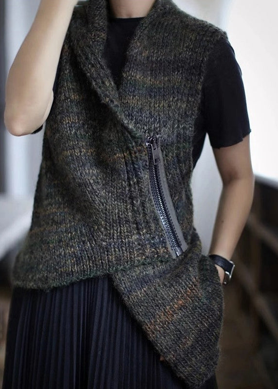 Elegantly Styled Coat for Everyday Wear