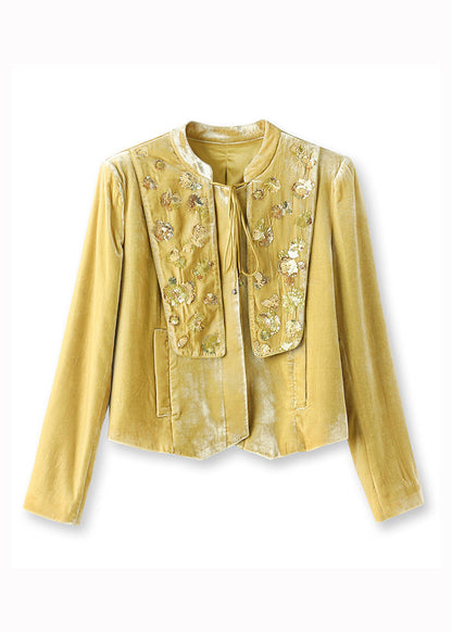 Gracefully Styled Coat for Any Occasion