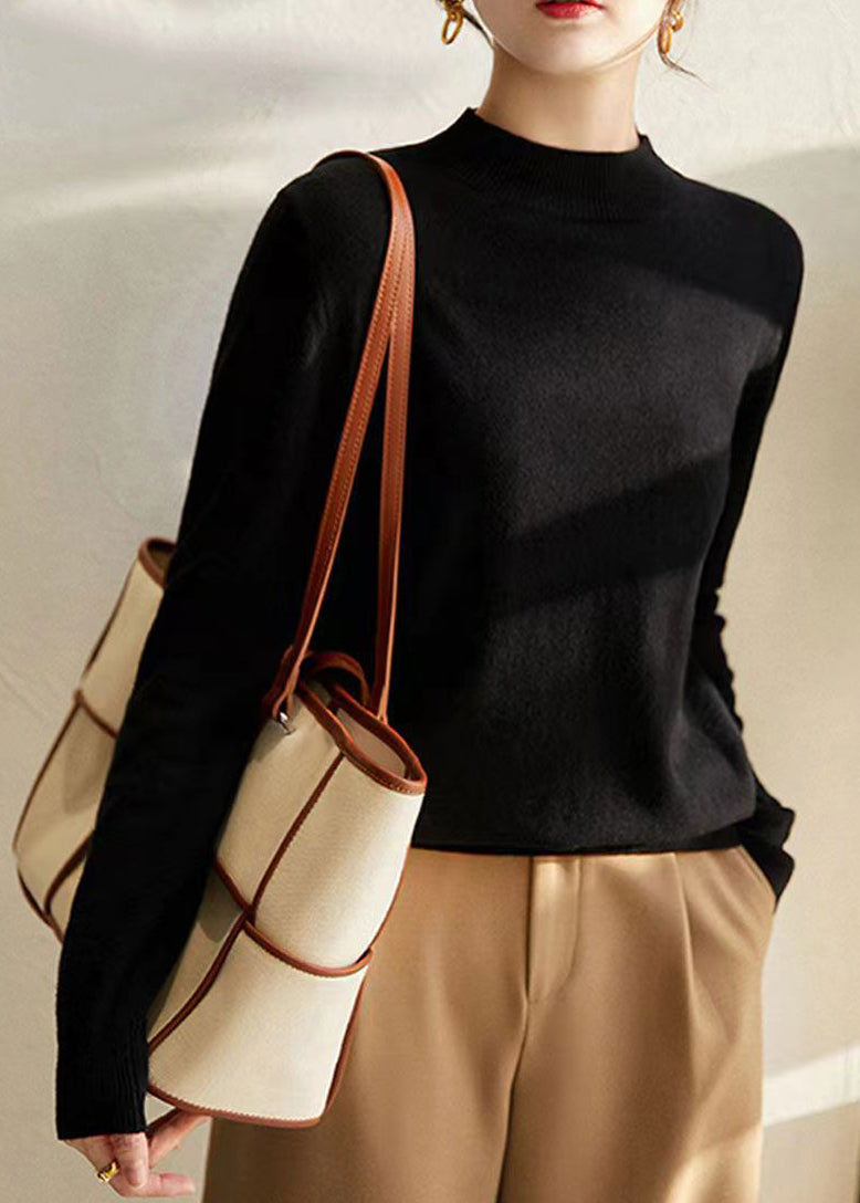 Well Tailored Pullover with a Graceful Silhouette