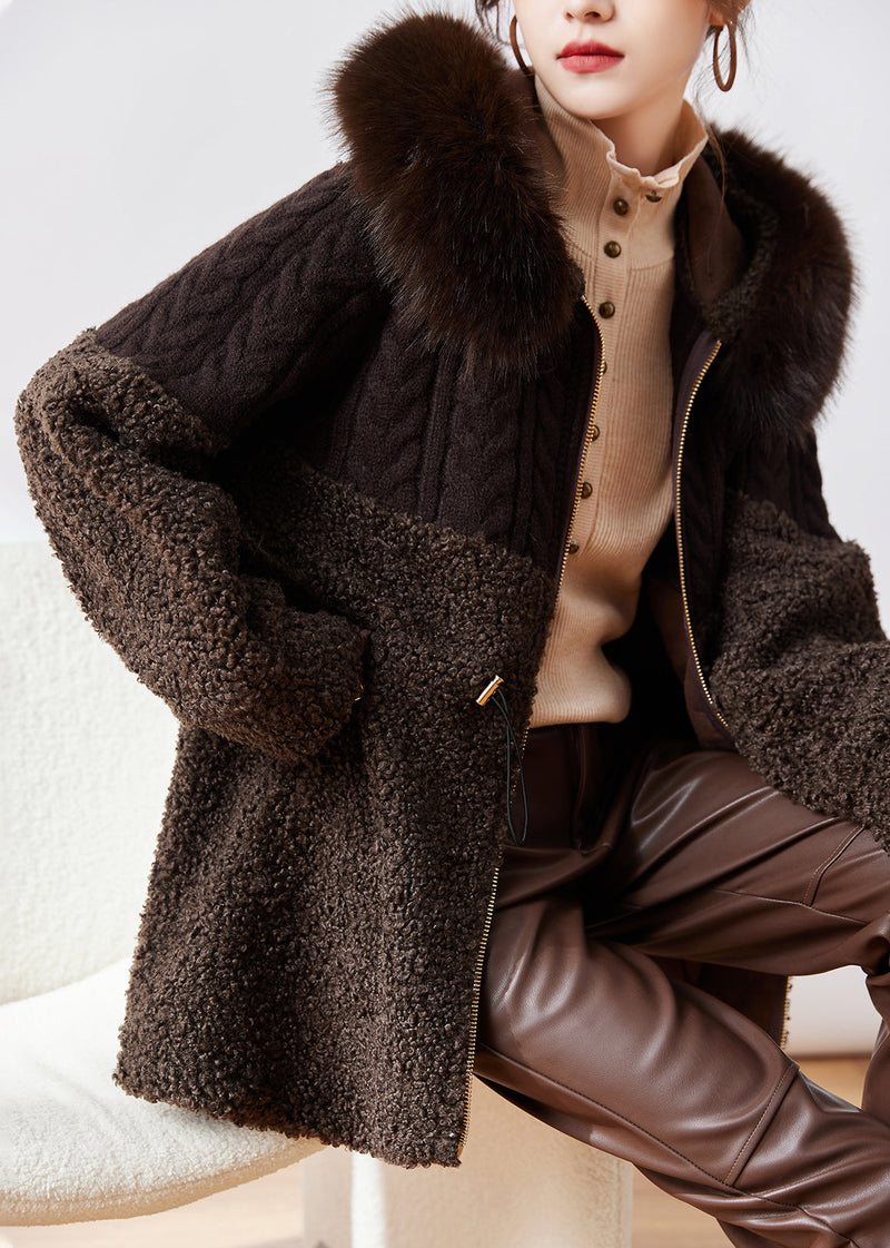 Beautifully Finished Coat in a Timeless Design