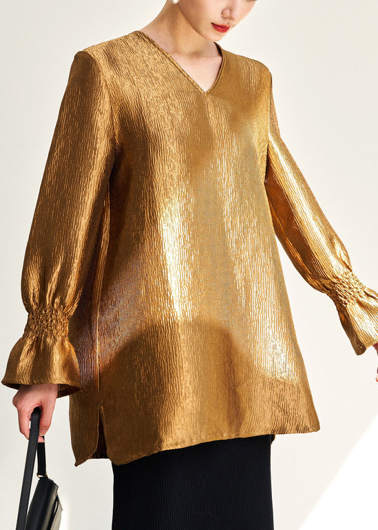 A Vintage Style Shirt with Delicate Timeless Details