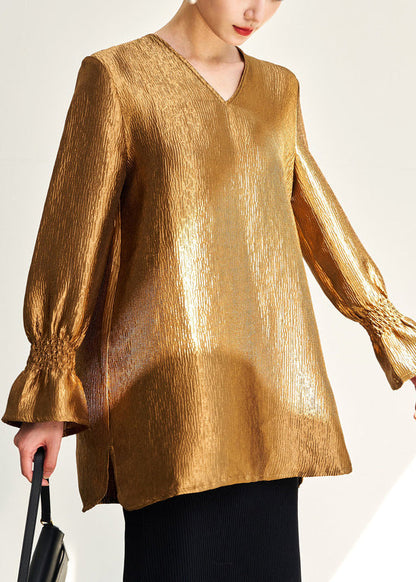 A Vintage Style Shirt with Delicate Timeless Details