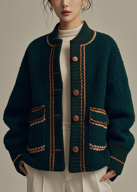Elegantly Styled Coat for Everyday Wear