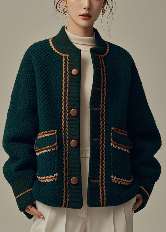 Elegantly Styled Coat for Everyday Wear
