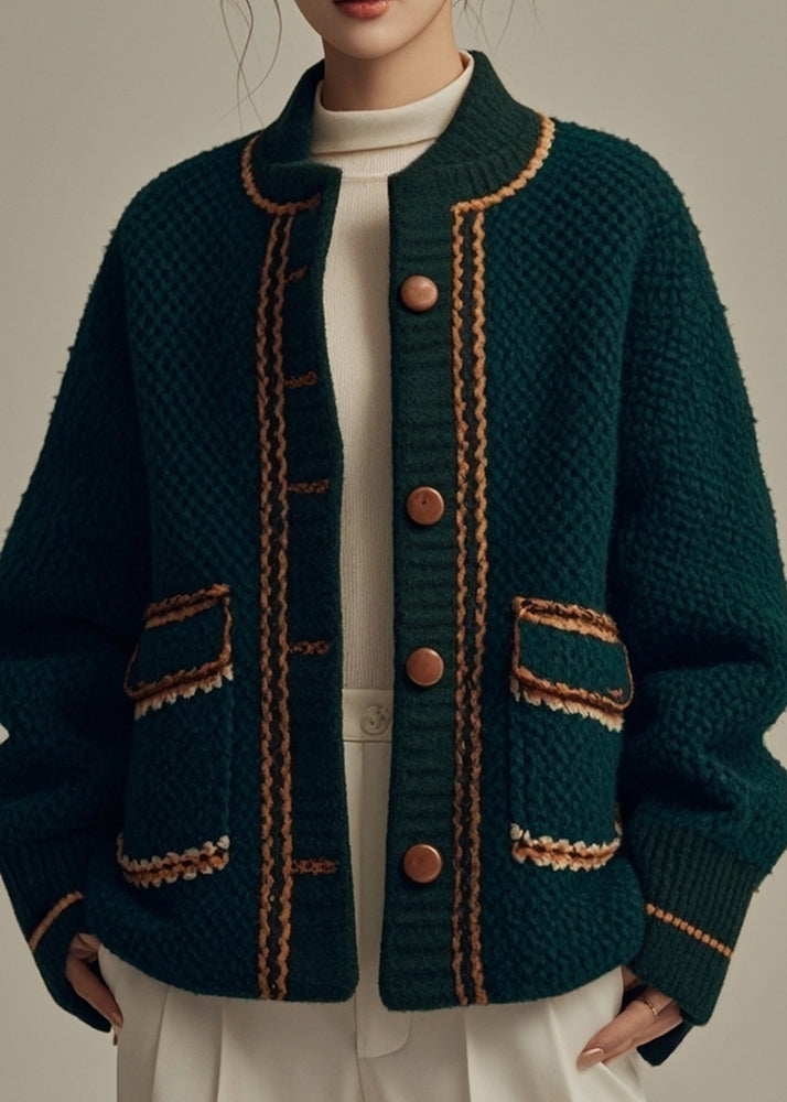 Elegantly Styled Coat for Everyday Wear