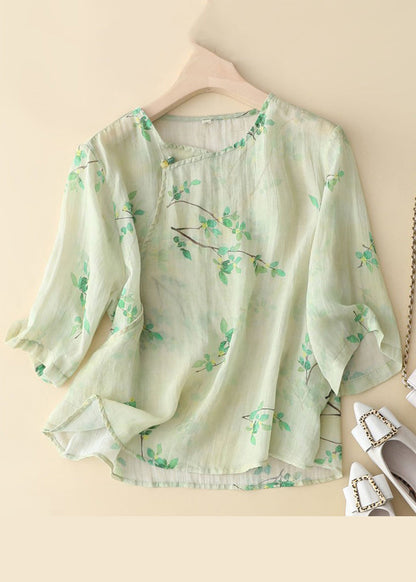 Elegantly Styled Shirt for Everyday Wear