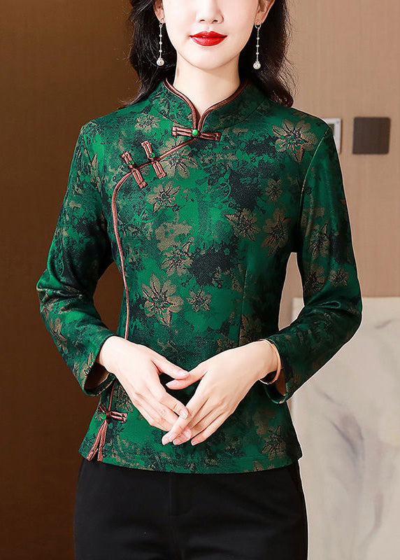 A Vintage Style Shirt with Delicate Timeless Details