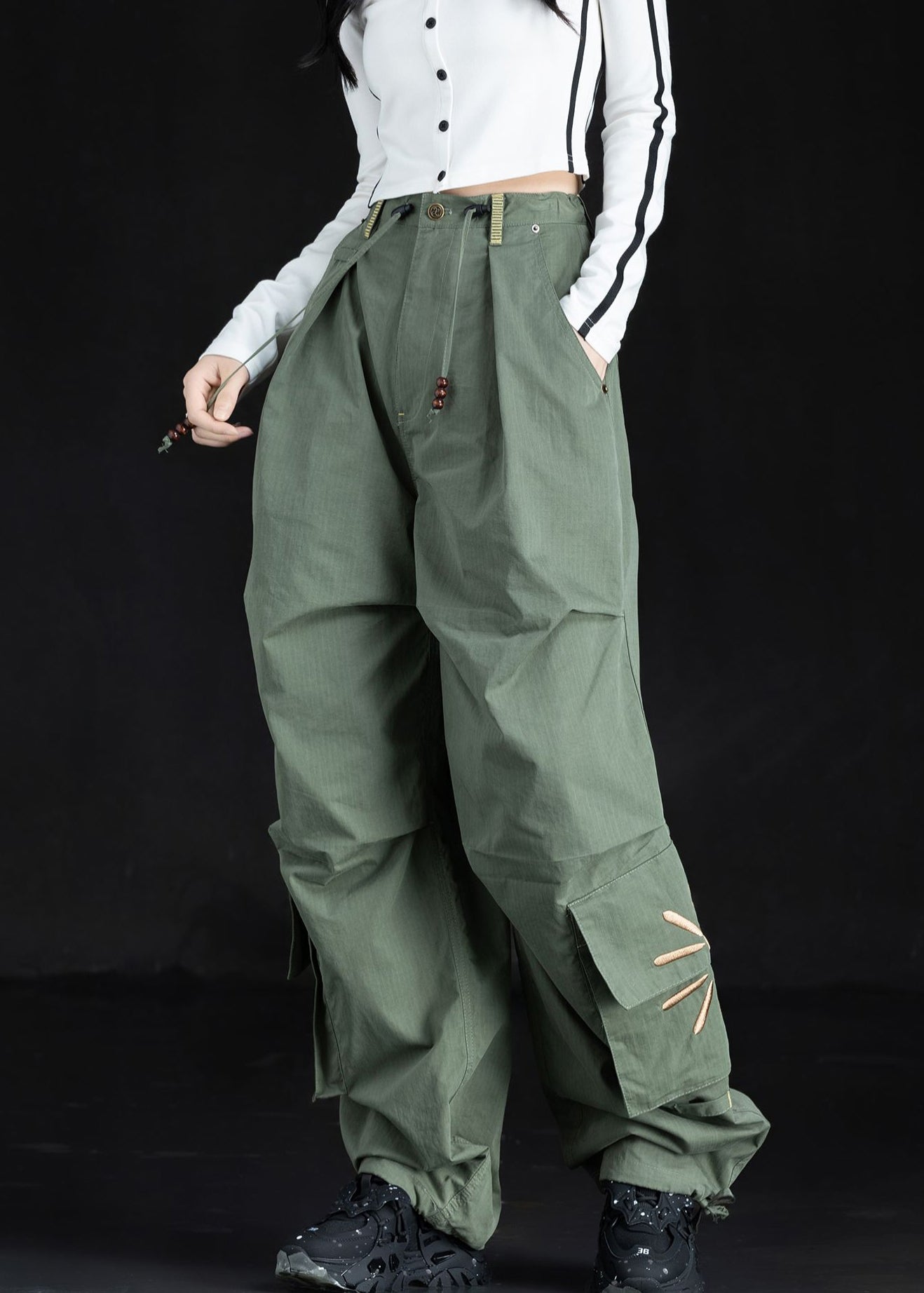 Polished Trousers with an Effortless Classic Look