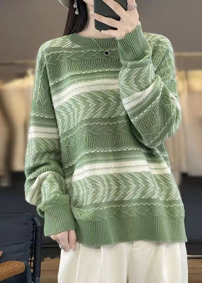 Beautifully Finished Sweater in a Timeless Design