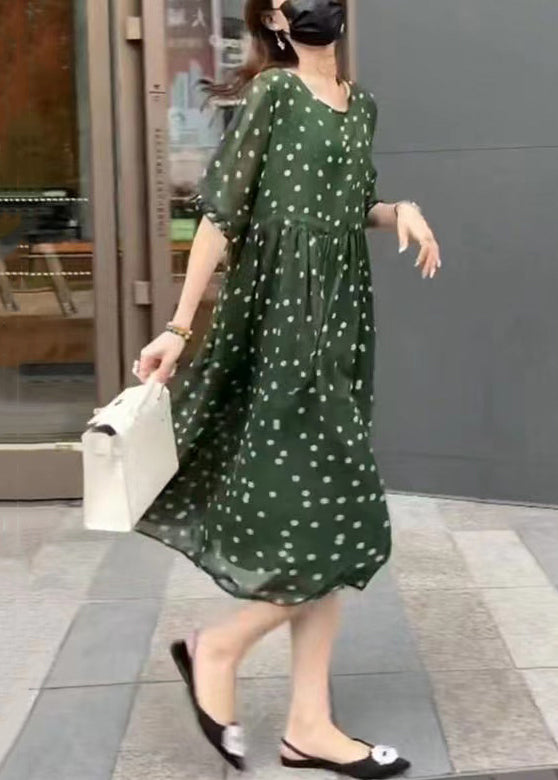 Beautifully Crafted Dress in a Classic Style