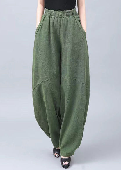 Well Tailored Pants with a Graceful Silhouette