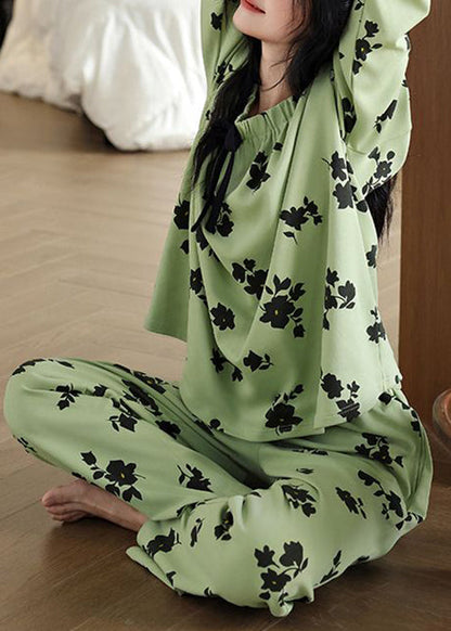 Well Tailored Garment with a Graceful Silhouette