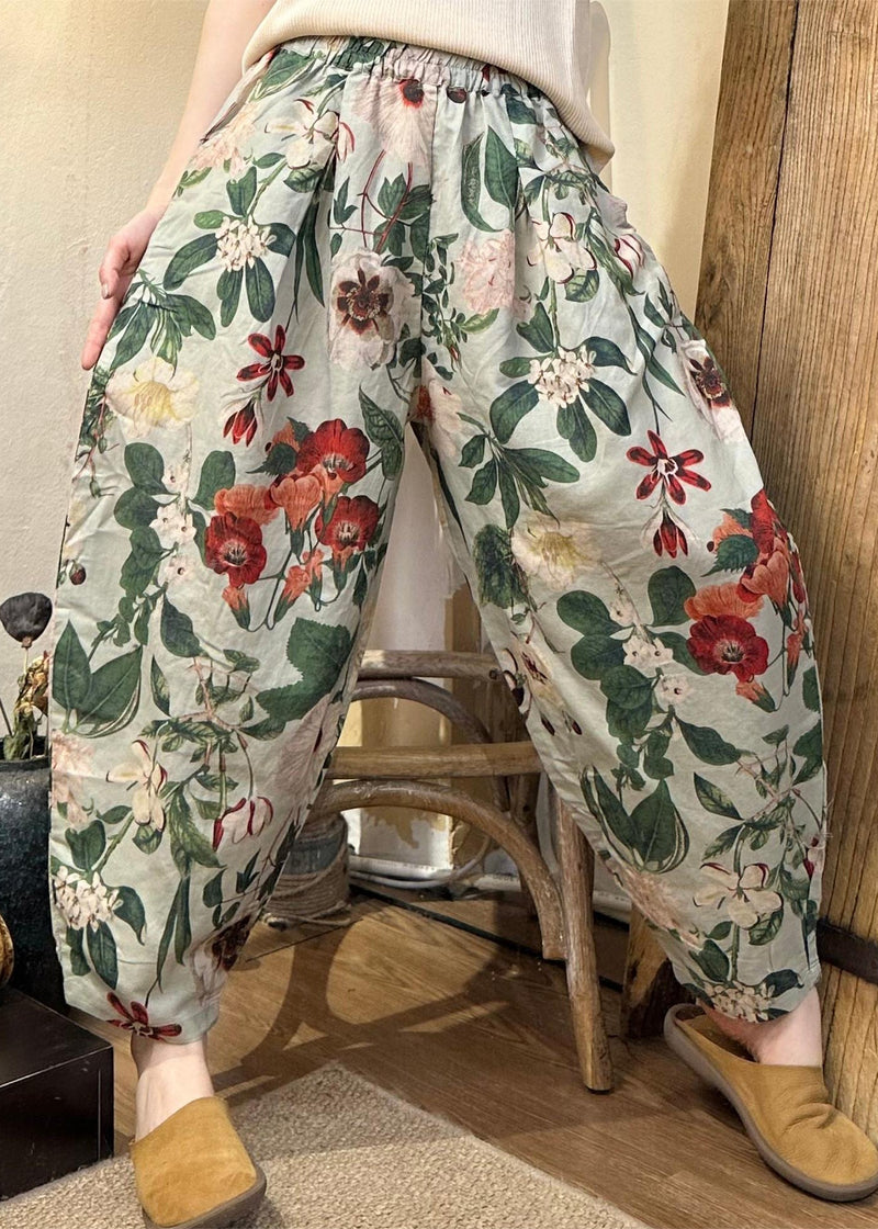Classic Vintage Pants with a Flattering Fit