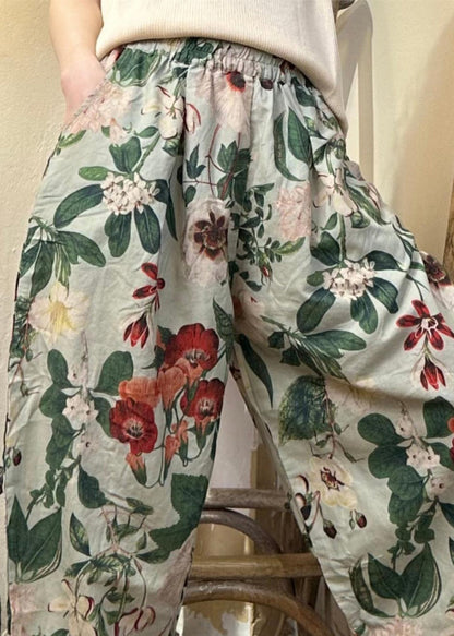 Classic Vintage Pants with a Flattering Fit