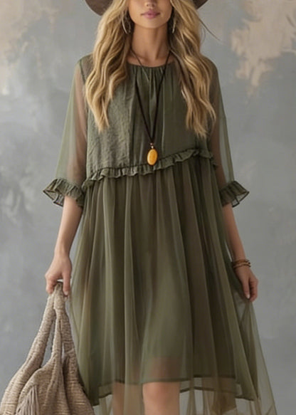 Effortlessly Elegant Dress with a Timeless Design