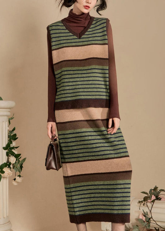 Effortlessly Elegant Garment with a Timeless Design