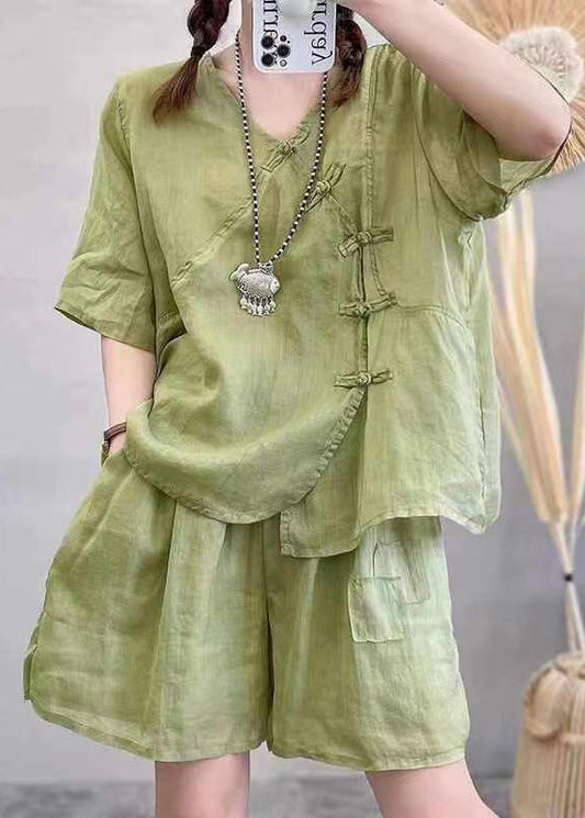 Well Tailored Garment with a Graceful Silhouette