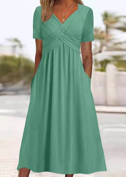 Gracefully Styled Dress for Any Occasion
