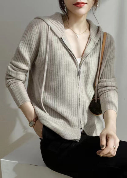 Gracefully Styled Coat for Any Occasion