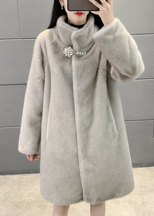 Beautifully Finished Coat in a Timeless Design