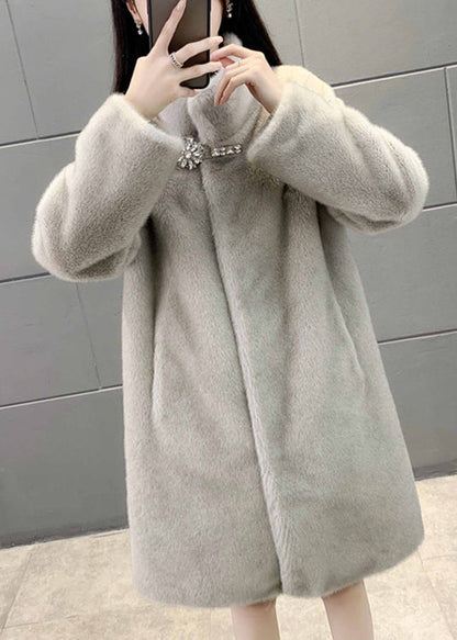 Beautifully Finished Coat in a Timeless Design
