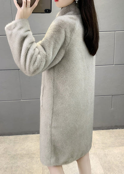 Beautifully Finished Coat in a Timeless Design