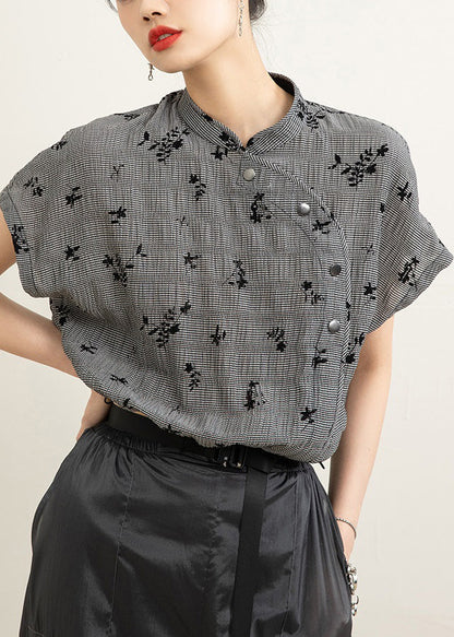 Effortlessly Elegant Shirt with a Timeless Design