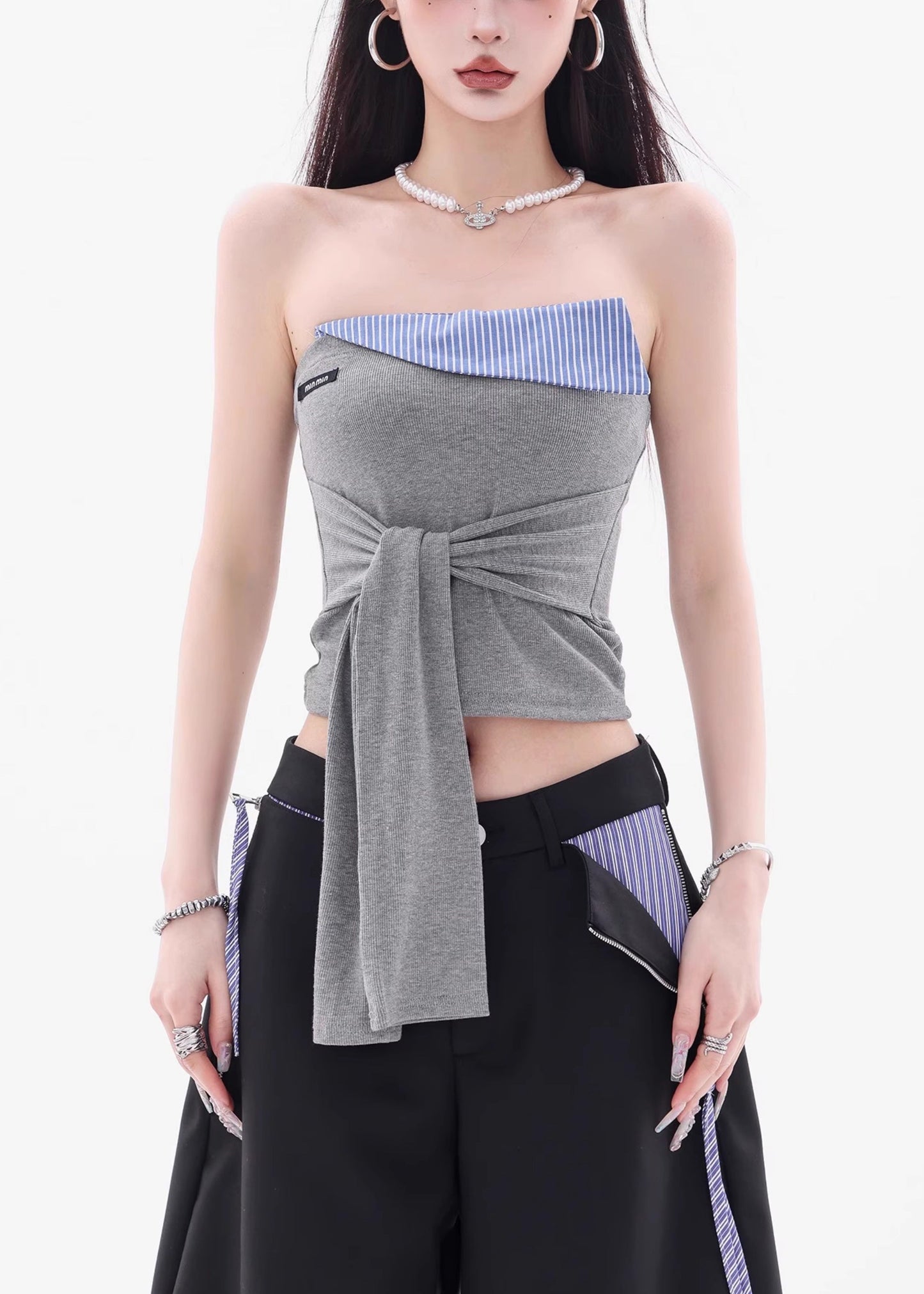 Polished Top with an Effortless Classic Look