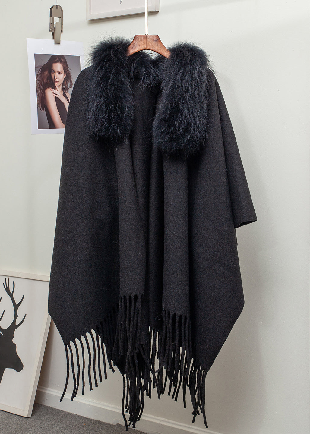 Well Tailored Cardigan with a Graceful Silhouette