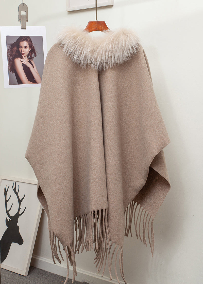 Well Tailored Cardigan with a Graceful Silhouette