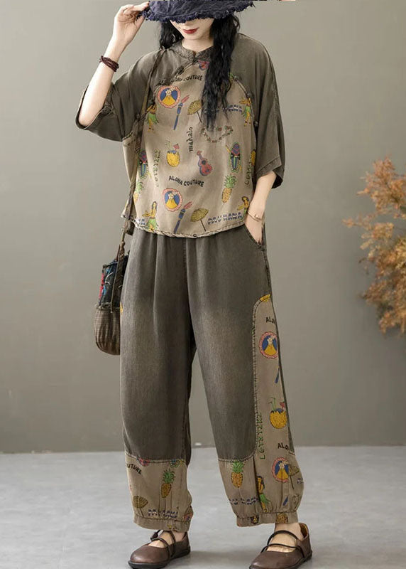 Gracefully Styled Garment for Any Occasion