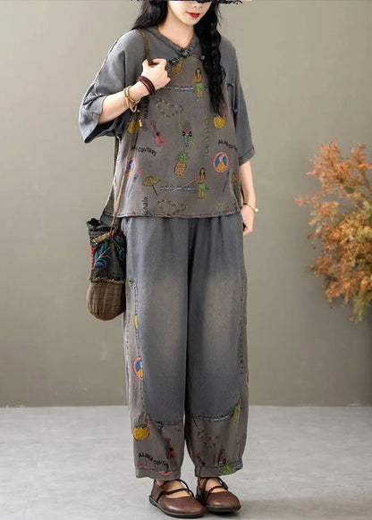 Gracefully Styled Garment for Any Occasion