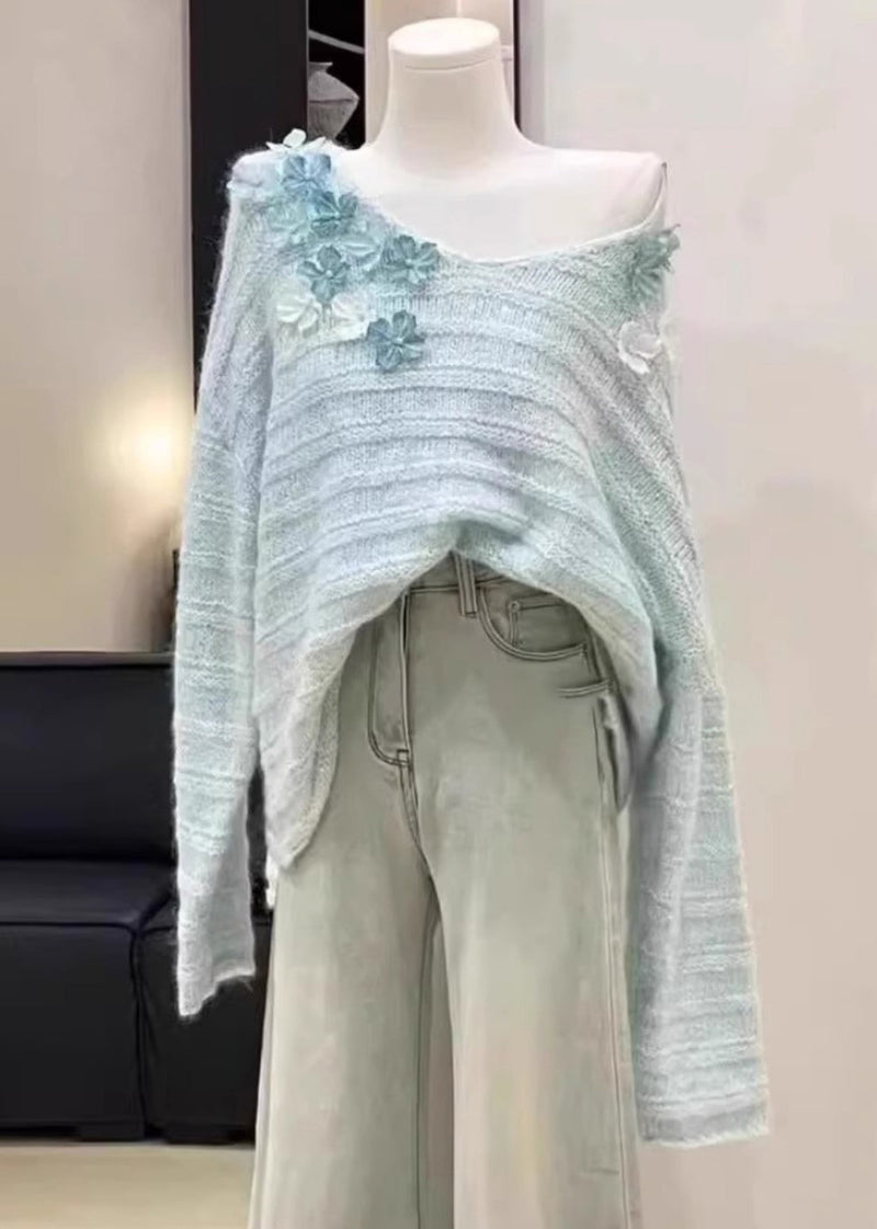 Beautifully Finished Sweater in a Timeless Design