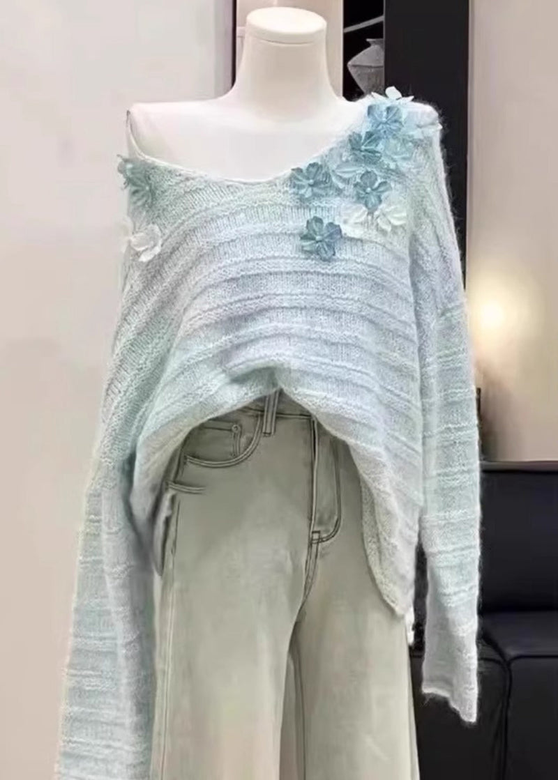 Beautifully Finished Sweater in a Timeless Design