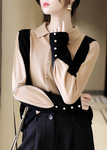 Effortlessly Elegant Top with a Timeless Design