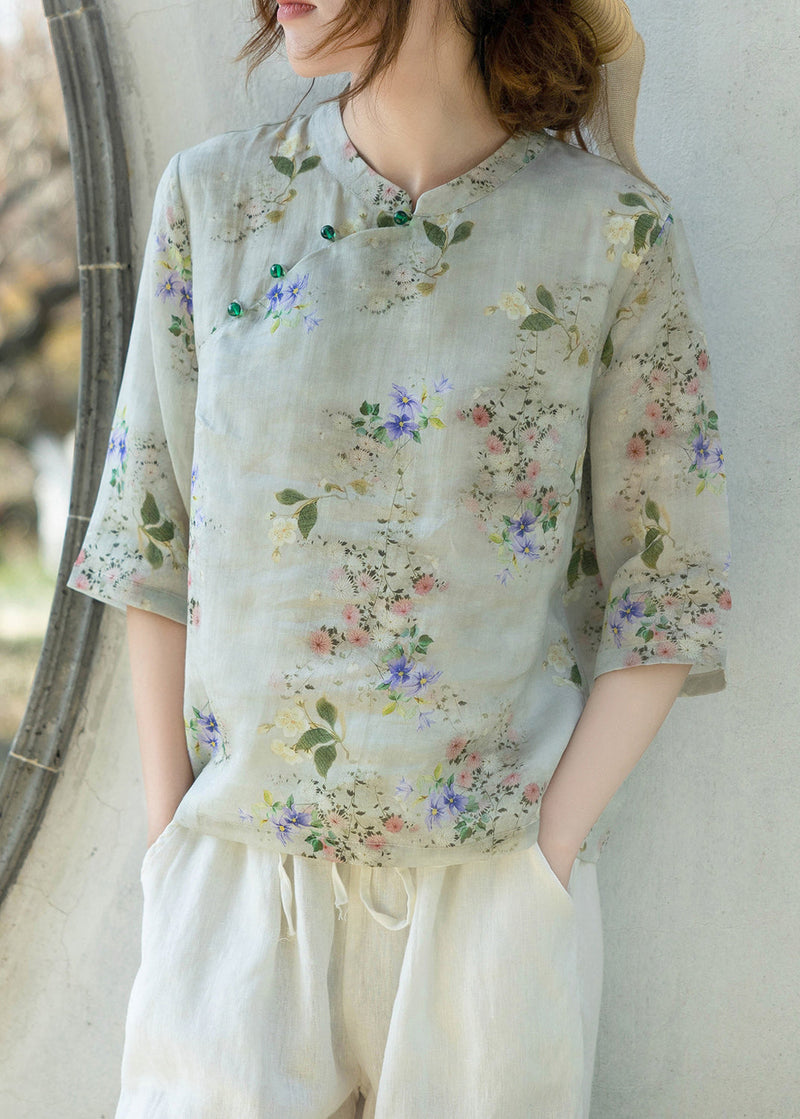 Polished Blouse with an Effortless Classic Look