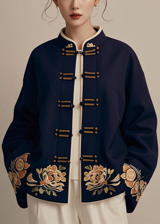 Effortlessly Elegant Coat with a Timeless Design