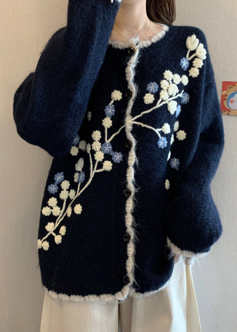 Elegantly Styled Cardigan for Everyday Wear