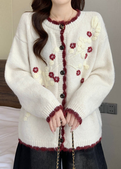 Elegantly Styled Cardigan for Everyday Wear