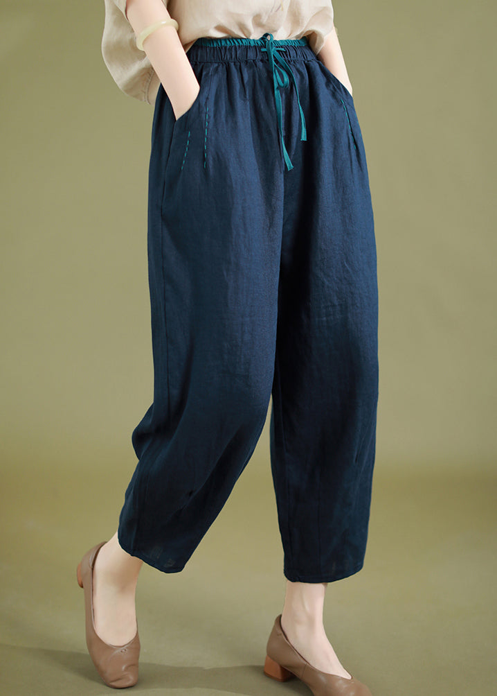 Effortlessly Elegant Pants with a Timeless Design
