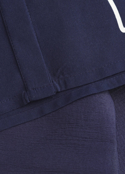Well Tailored Blouse with a Graceful Silhouette