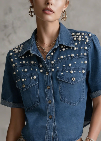 Effortlessly Elegant Shirt with a Timeless Design