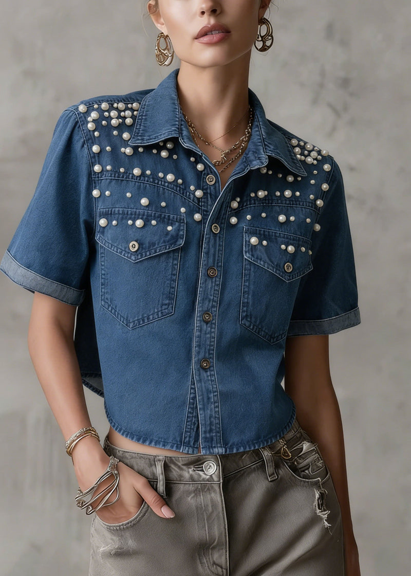 Effortlessly Elegant Shirt with a Timeless Design