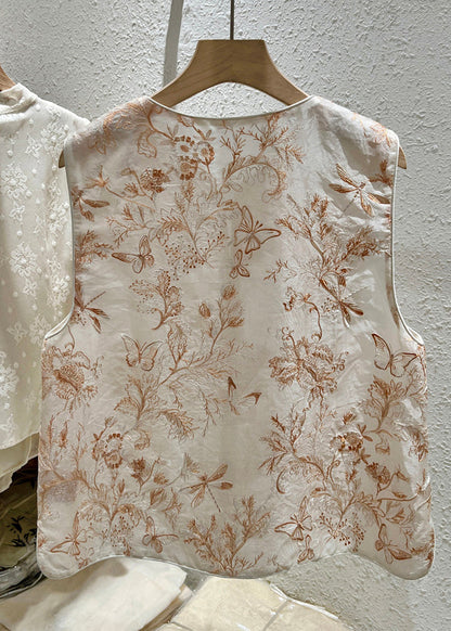 Beautifully Finished Coat in a Timeless Design