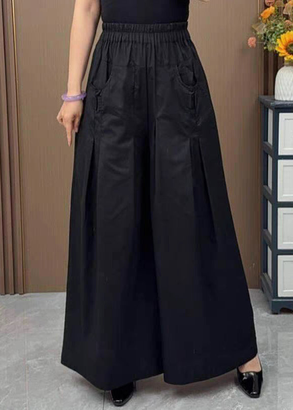 Effortlessly Elegant Pants with a Timeless Design