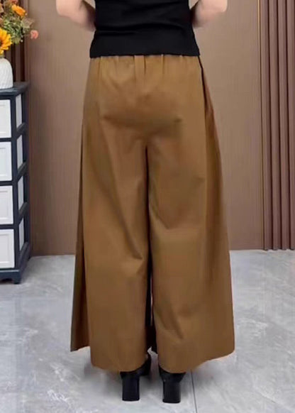 Effortlessly Elegant Pants with a Timeless Design